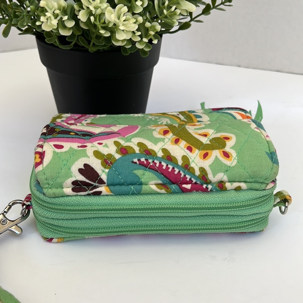 Vera Bradley Tutti Frutti All-in-One Crossbody Bag - Retired - Picture 12 of 12